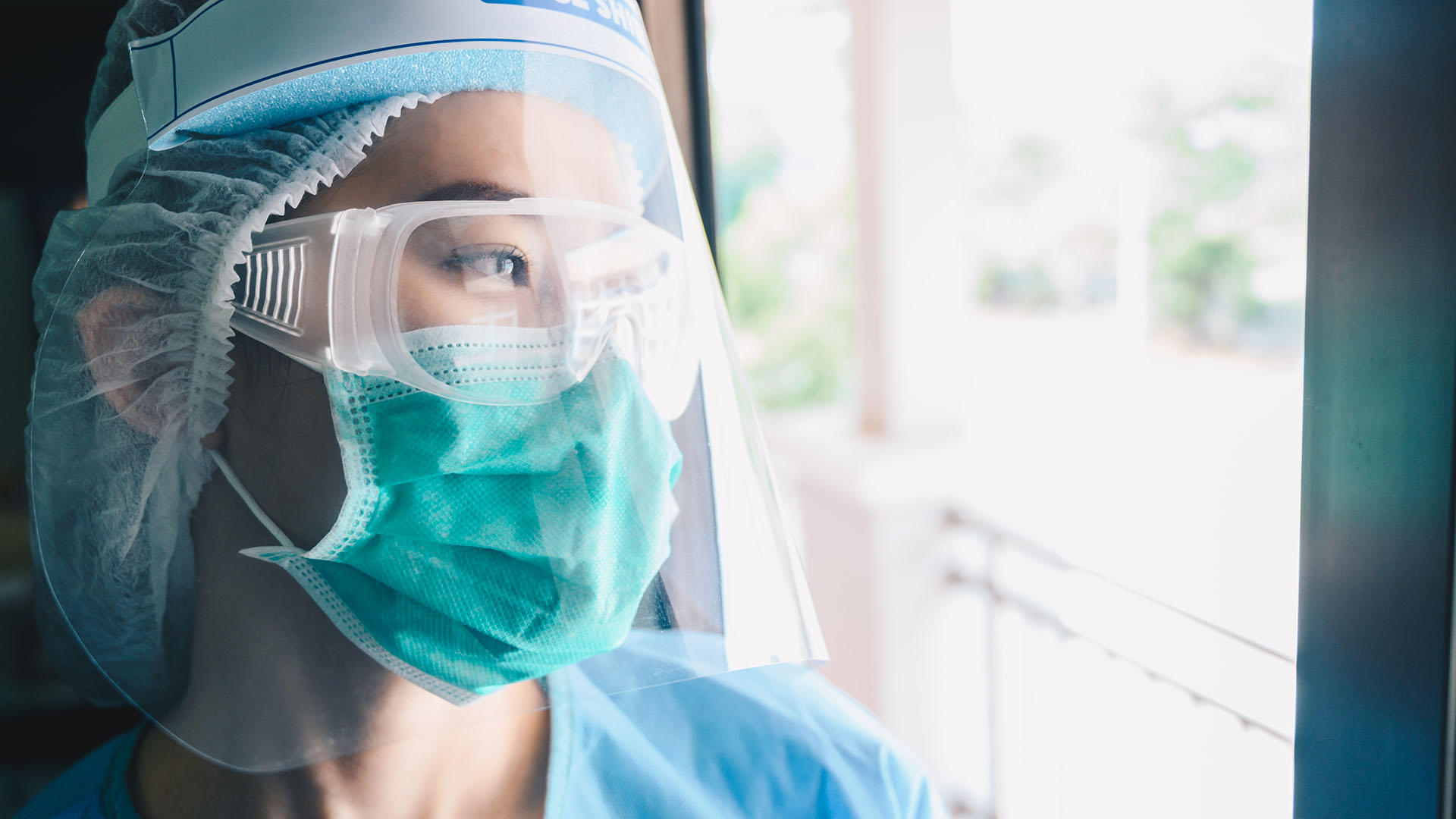 2021  High prevalence of psychological distress among healthcare workers  during pandemic: study - University of Wollongong – UOW